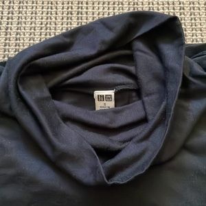 Uniqlo Men’s Heattech Top